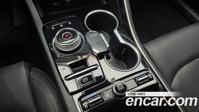 Kia K5 2023 — photo 12