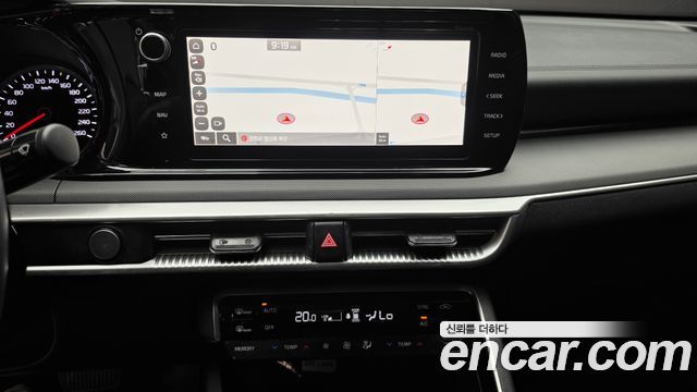 Kia K5 2023 — photo 20