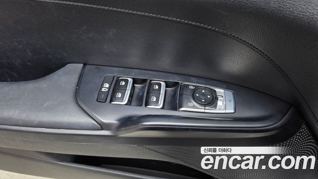 Kia K5 2023 — photo 25
