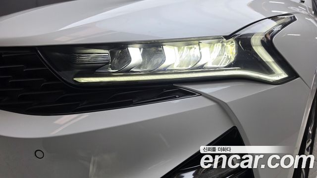 Kia K5 2023 — photo 8