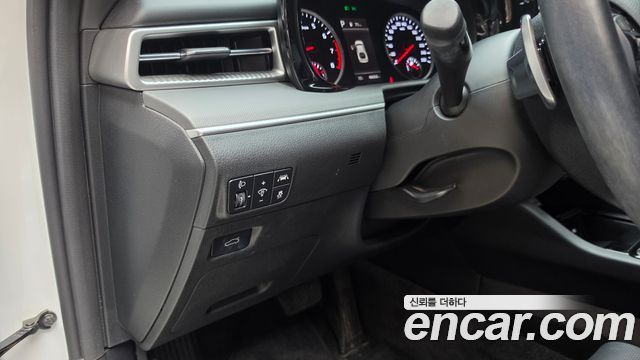 Kia K5 2023 — photo 27