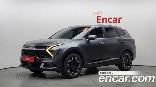 Kia Sportage 2023 — photo 1
