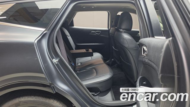 Kia Sportage 2023 — photo 17