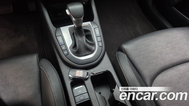 Kia K3 2022 — photo 12
