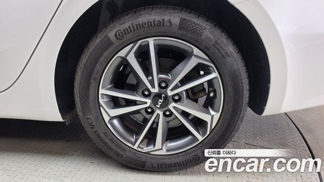 Kia K3 2022 — photo 7