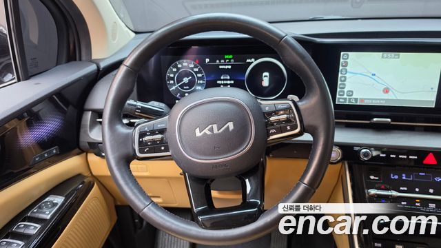 Kia Canival 2023 — photo 19