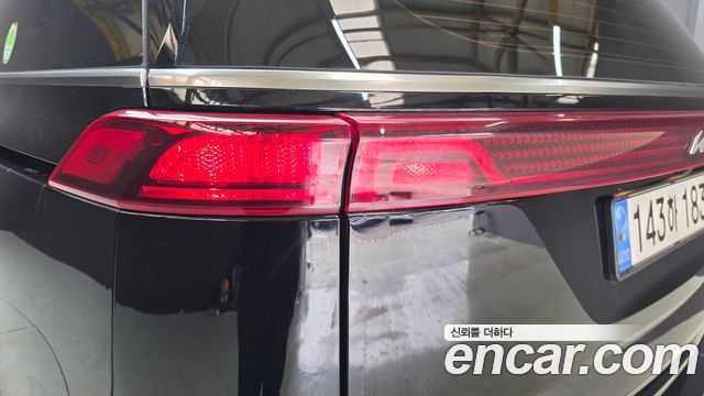 Kia Canival 2023 — photo 9