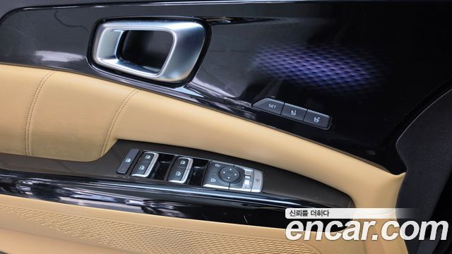 Kia Canival 2023 — photo 29