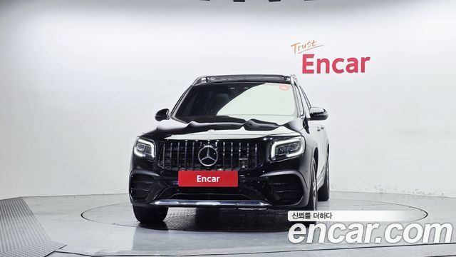 Mercedes-Benz GLB-Class 2023 — photo 3