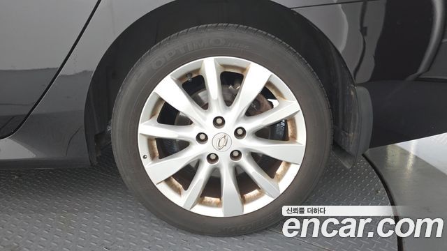 Renault Korea SM5  2012 — photo 7