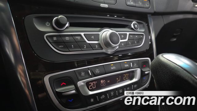 Renault Korea SM5  2012 — photo 27