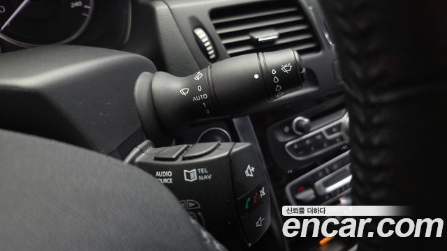 Renault Korea SM5  2012 — photo 32
