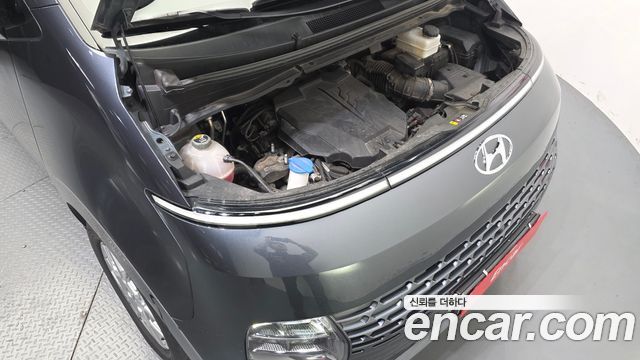 Hyundai Staria 2023 — photo 6