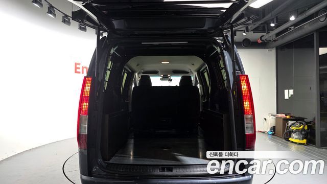 Hyundai Staria 2023 — photo 26