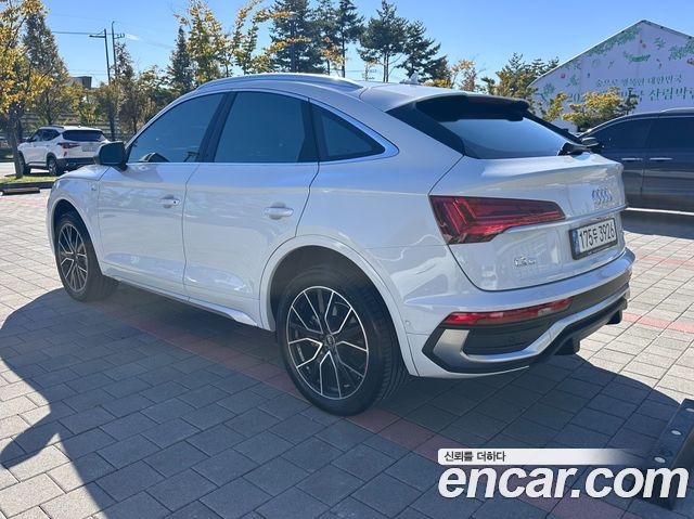Audi Q5 2022 — photo 6