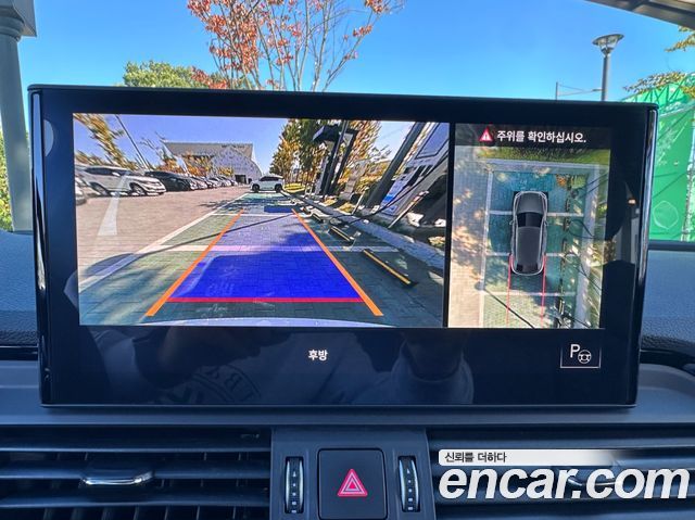 Audi Q5 2022 — photo 16