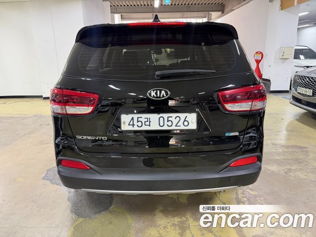 Kia Sorento 2016 — photo 4