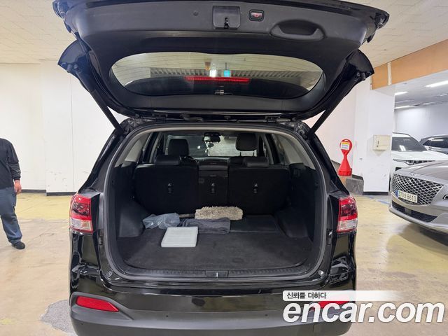 Kia Sorento 2016 — photo 17