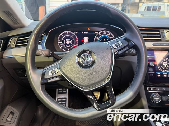 Volkswagen Arteon 2019 — photo 10