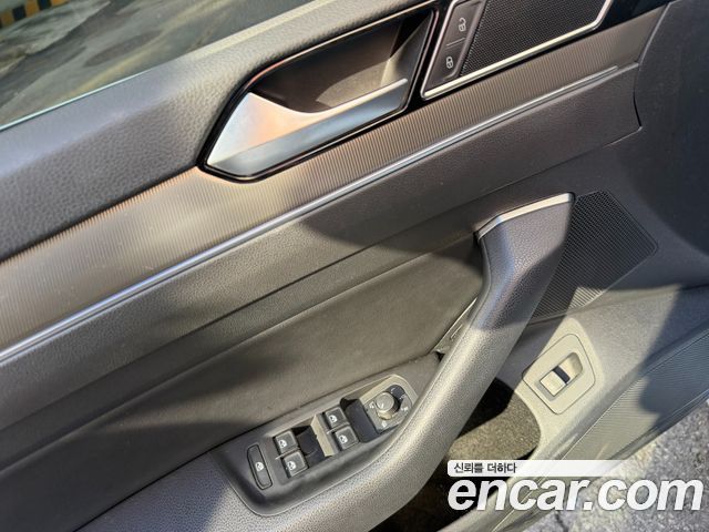Volkswagen Arteon 2019 — photo 17