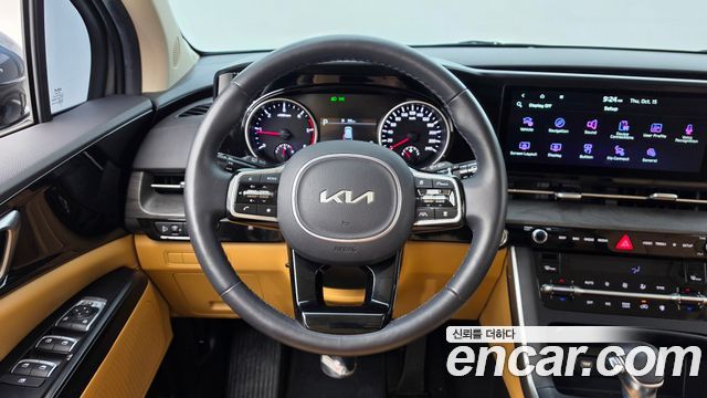 Kia Canival 2023 — photo 13