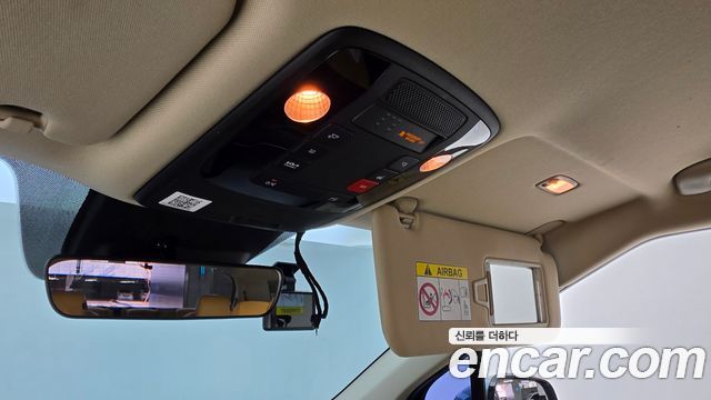 Kia Canival 2023 — photo 15