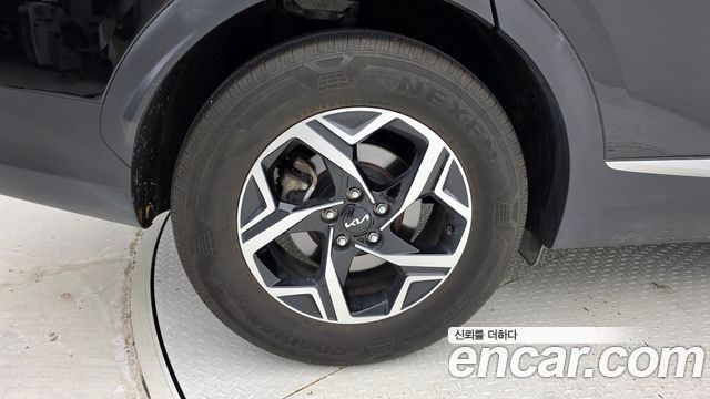 Kia Sportage 2023 — photo 5