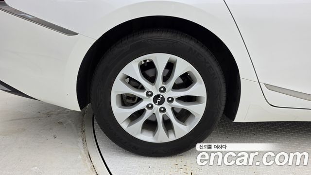 Kia K8 2023 — photo 5