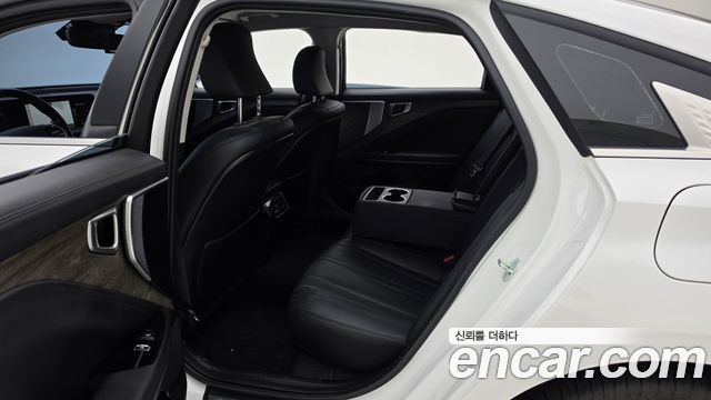 Kia K8 2023 — photo 12