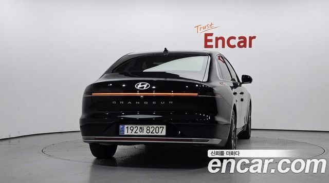 Hyundai Grandeur 2023 — photo 4