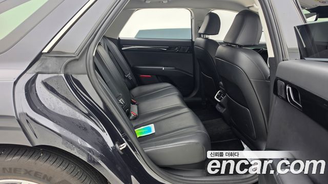 Hyundai Grandeur 2023 — photo 11
