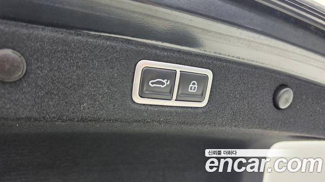 Hyundai Grandeur 2023 — photo 18