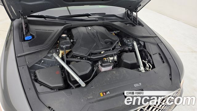 Genesis G80 2022 — photo 6