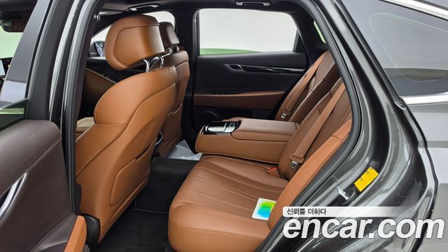 Genesis G80 2022 — photo 12