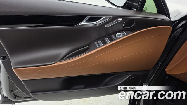 Genesis G80 2022 — photo 19