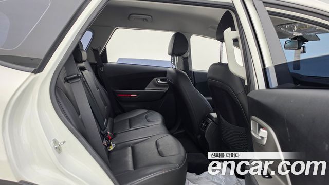 Kia Niro 2024 — photo 11