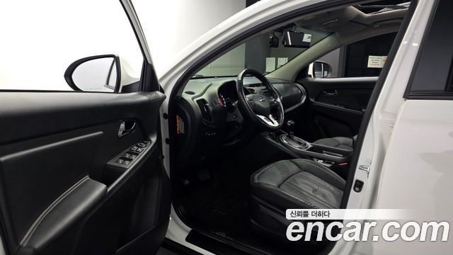 Kia Sportage 2013 — photo 10