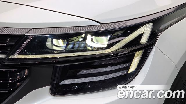 Kia Seltos 2023 — photo 8