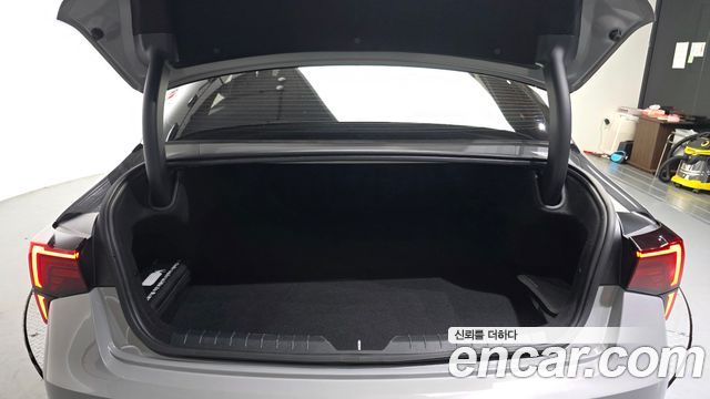 Kia K5 2025 — photo 26