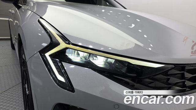 Kia K5 2025 — photo 8