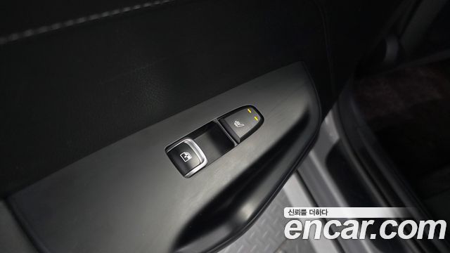 Kia K5 2025 — photo 28