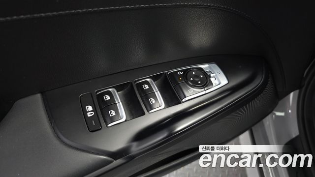 Kia K5 2025 — photo 29