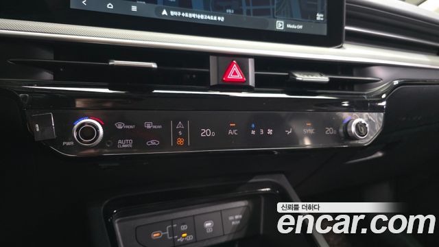 Kia K5 2025 — photo 30