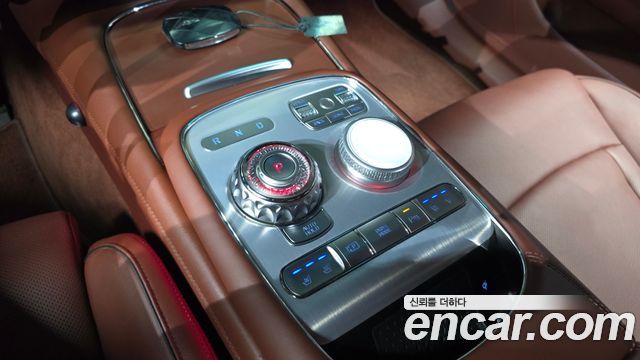 Genesis G90 2022 — photo 12