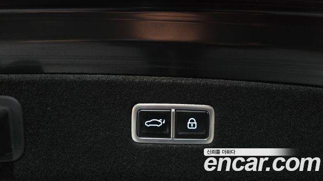 Genesis G90 2022 — photo 23