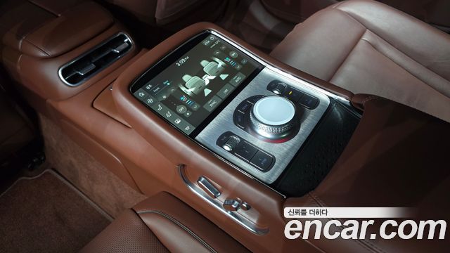 Genesis G90 2022 — photo 25