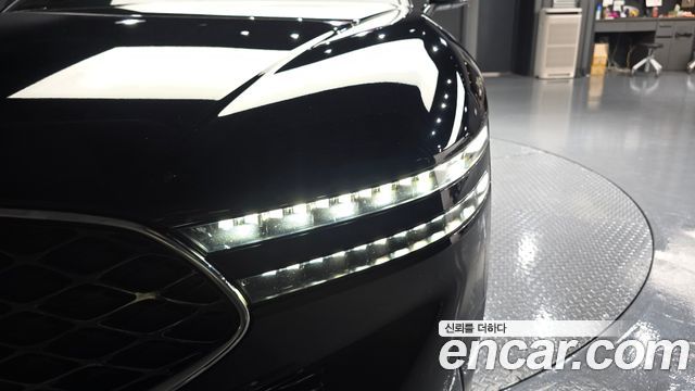Genesis G90 2022 — photo 8