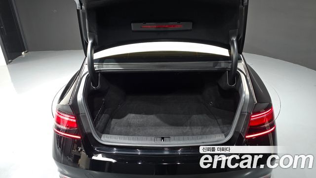 Genesis G90 2022 — photo 33