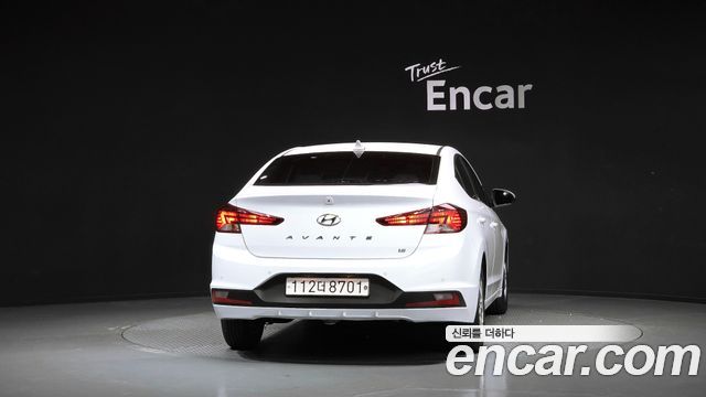Hyundai AVANTE 2020 — photo 4