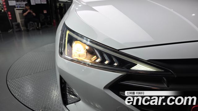 Hyundai AVANTE 2020 — photo 8